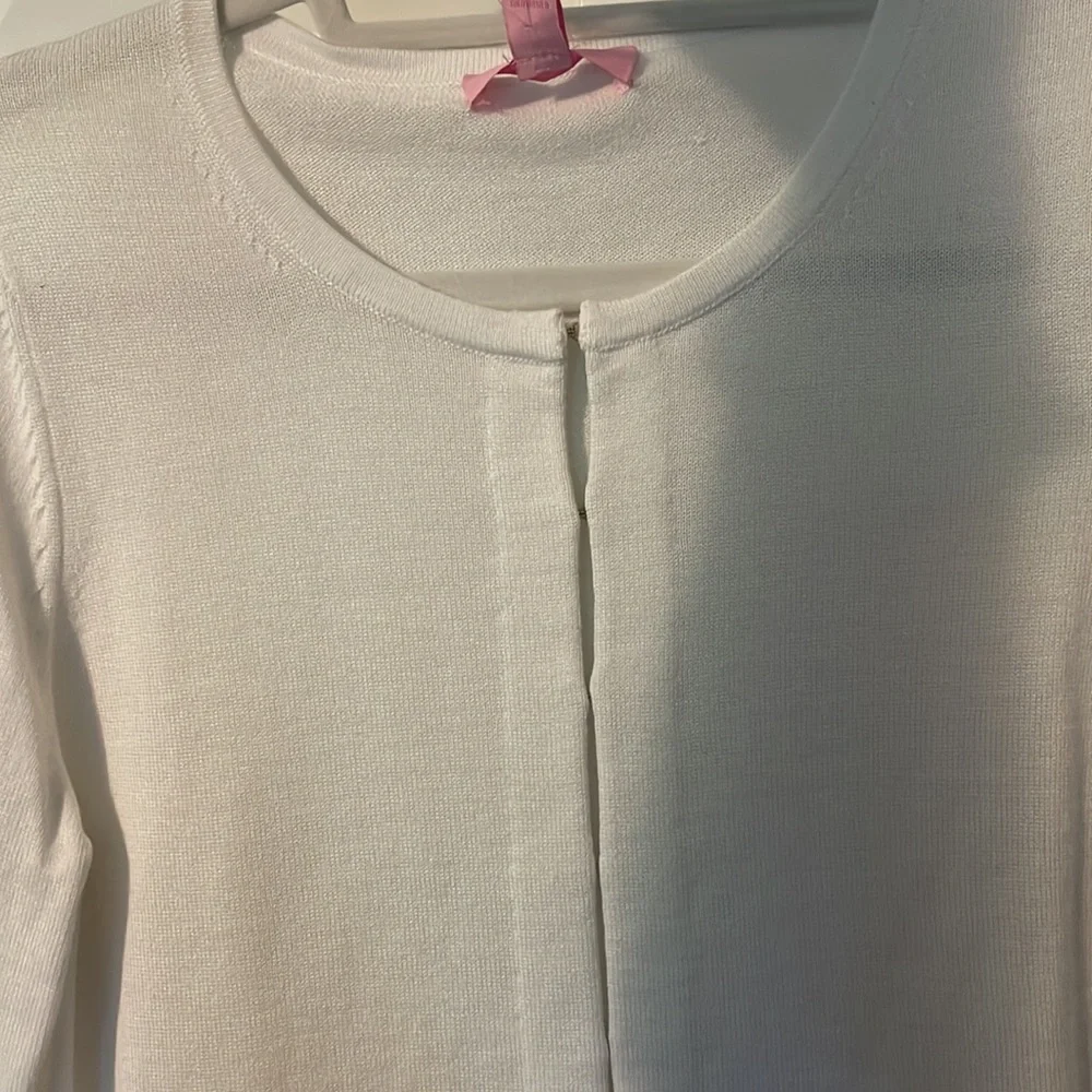 Lily Pulitzer sweater never worn with tags - Picture 3 of 4